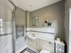 Photo 8- click for photo gallery